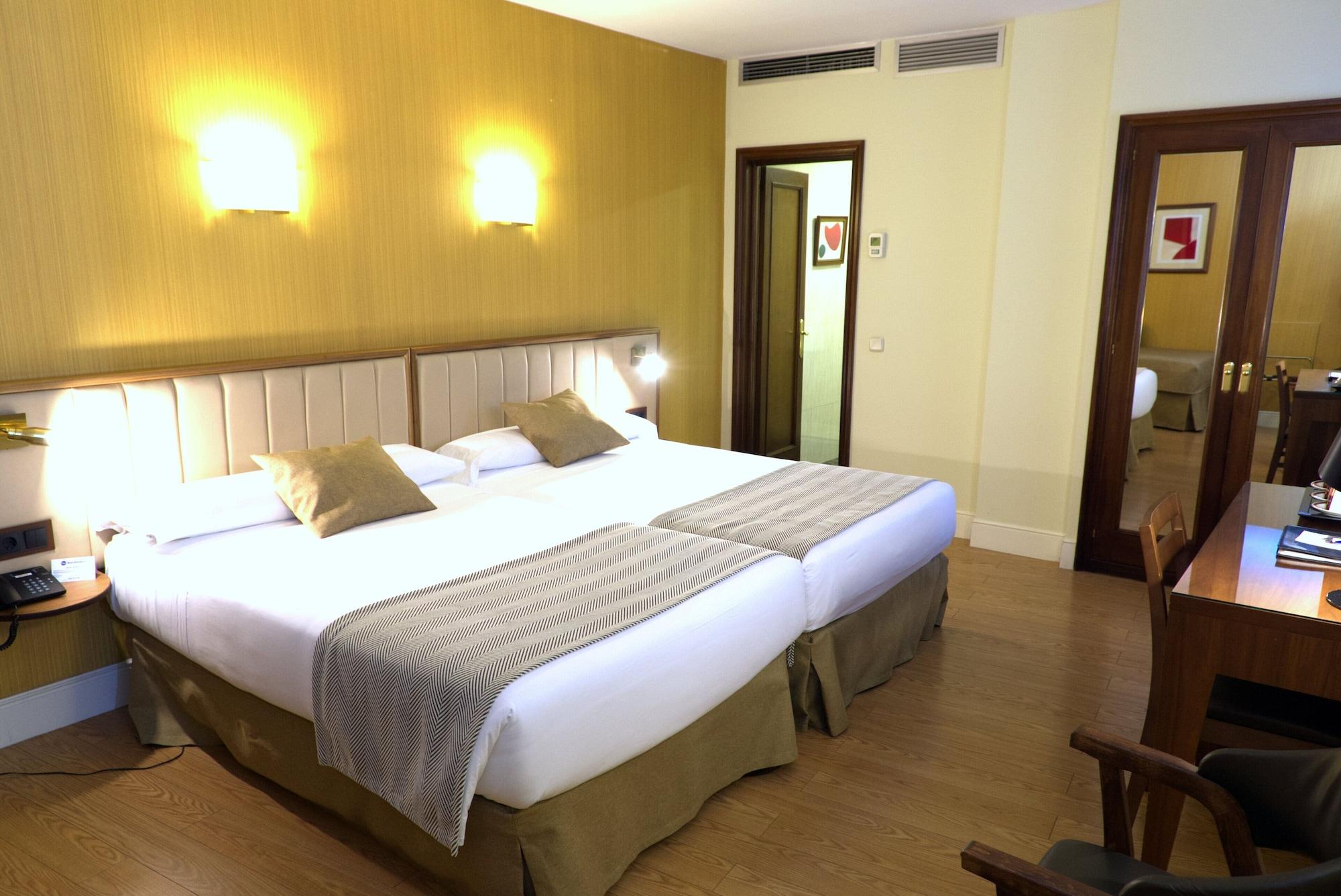 Hospedium Condes Hotel 3*